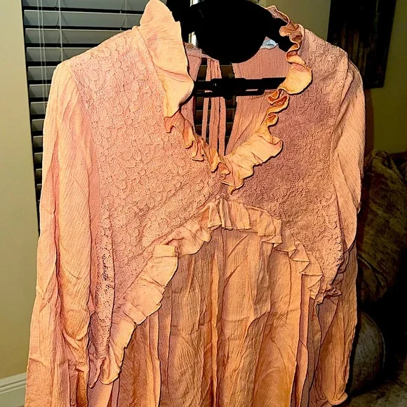 NWOT Oddy Ruffle Lace Peach Blouse - Picture 4 of 9
